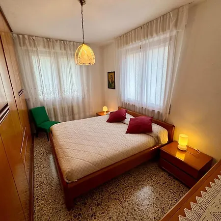 Casa Aurea *